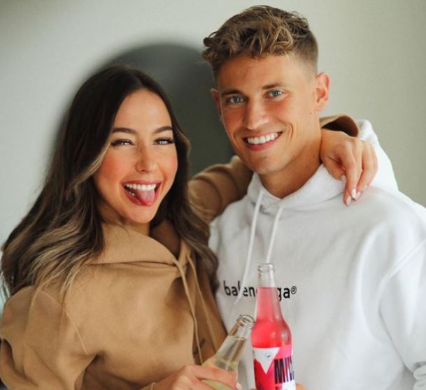 Patricia Noarbe with her boyfriend Marcos Llorente